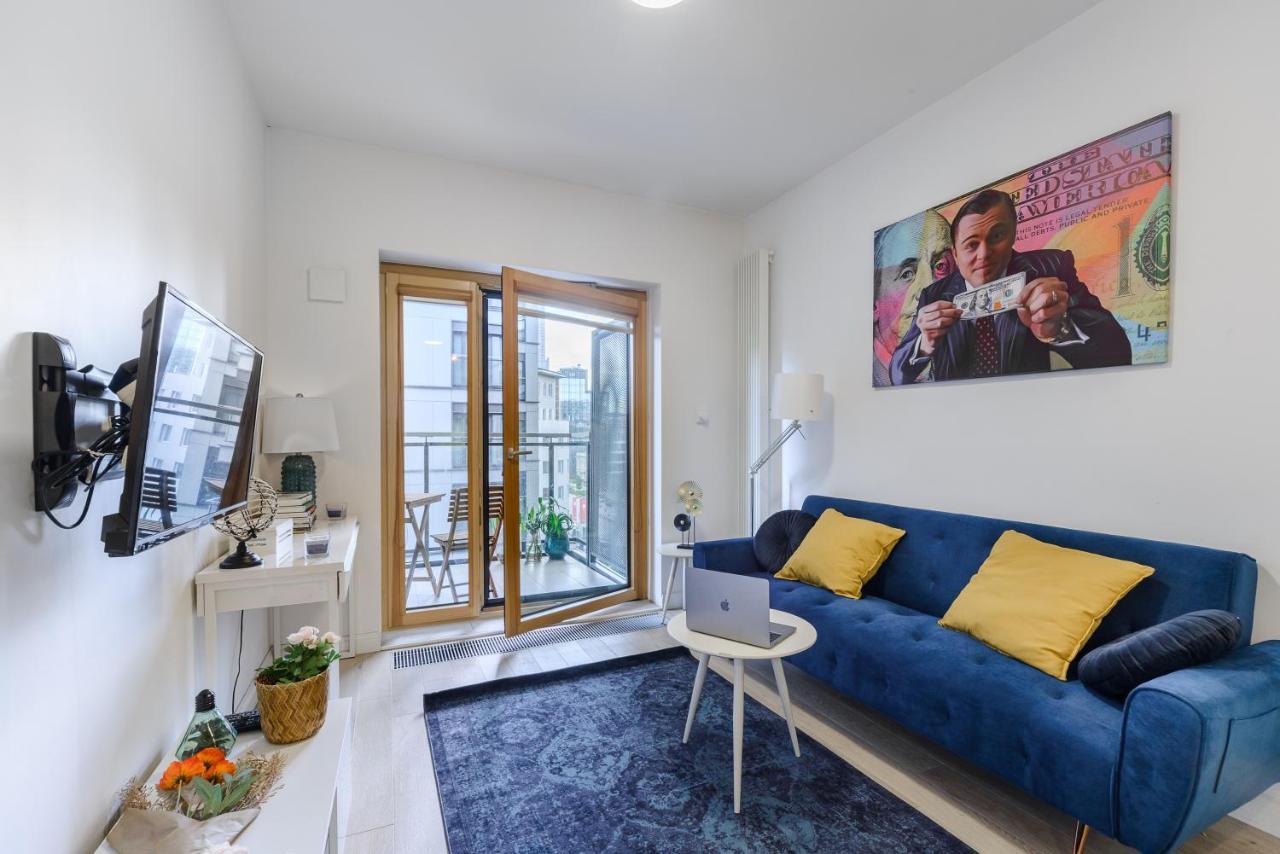 Luxury Apartment On Grzybowska Street Варшава Екстериор снимка